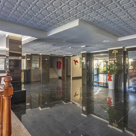 Apartamento Atico Puerto Feliz 2 *